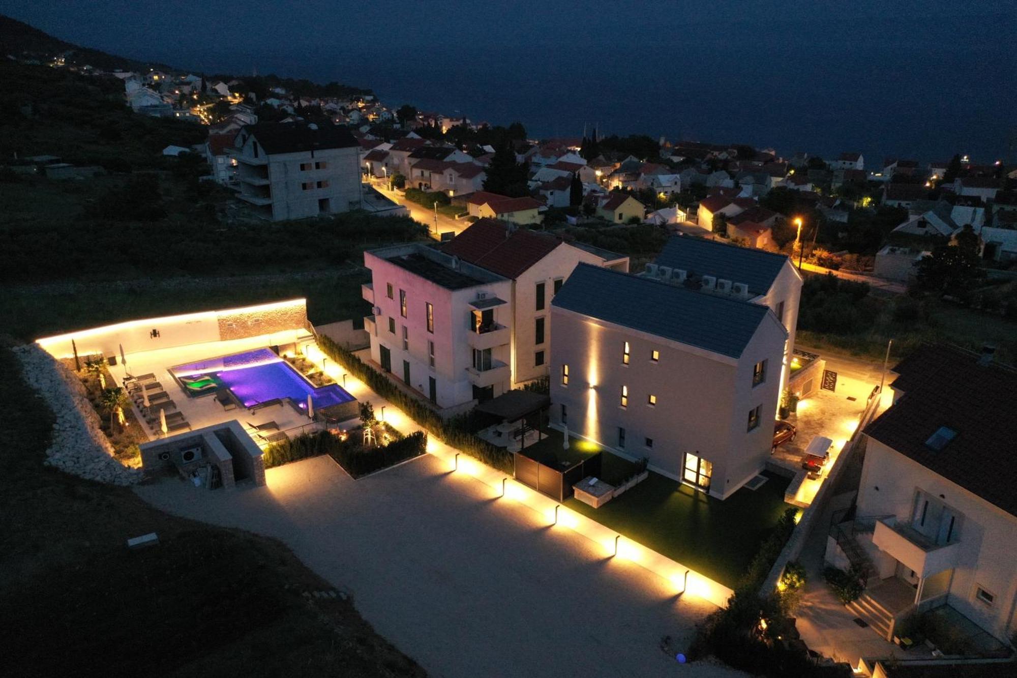 Grey House Lejlighed Bol Eksteriør billede
